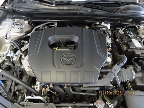 Used 2025 MAZDA MAZDA3 s image 36