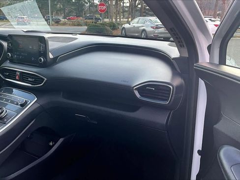 Used 2022 Hyundai Santa Fe SEL image 18