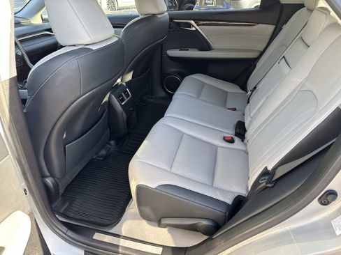 Used 2019 Lexus RX 350 AWD image 16