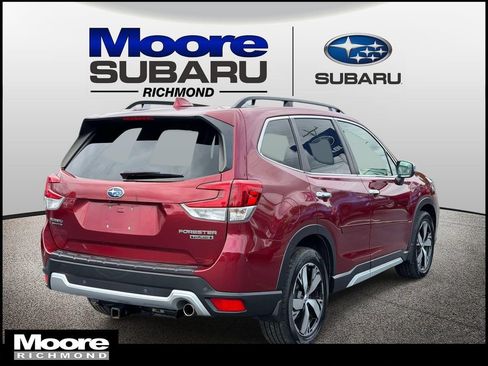 Used 2019 Subaru Forester Touring AWD/4WD image 2