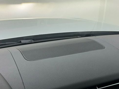 Used 2019 Land Rover Range Rover Supercharged image 25