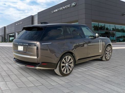 Used 2025 Land Rover Range Rover Autobiography AWD/4WD image 5