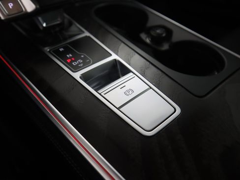 Used 2021 Audi A6 Premium Plus w/ Premium Plus Package image 57