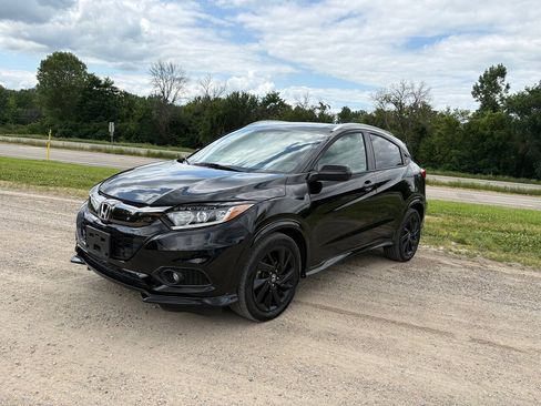 Used 2021 Honda HR-V Sport image 4