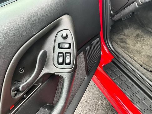 Used 2002 Chevrolet Camaro Z28 w/ Sport Appearance Pkg RWD image 14