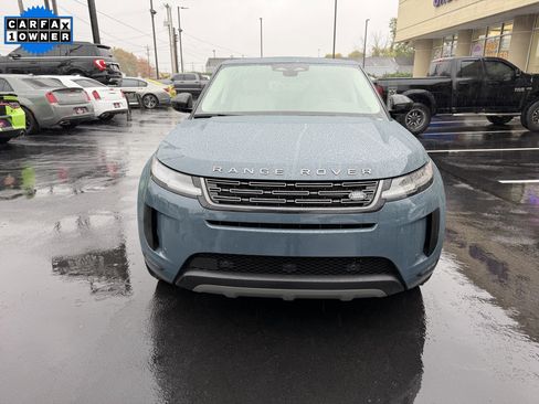 Used 2024 Land Rover Range Rover Evoque S image 2