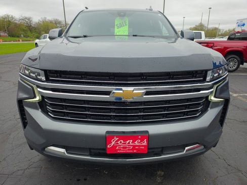 Used 2022 Chevrolet Tahoe LT w/ Luxury Package AWD/4WD image 8