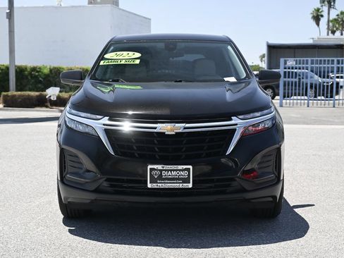 Used 2022 Chevrolet Equinox LS w/ LPO, Cargo Package FWD image 2