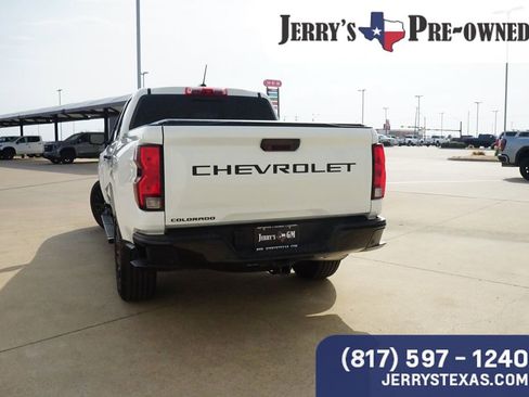 Used 2025 Chevrolet Colorado W/T image 4
