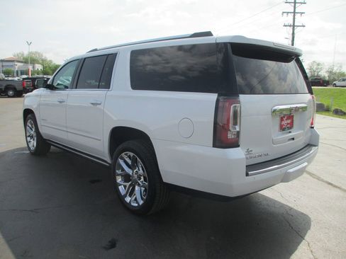 Used 2019 GMC Yukon XL Denali w/ Denali Ultimate Package image 8