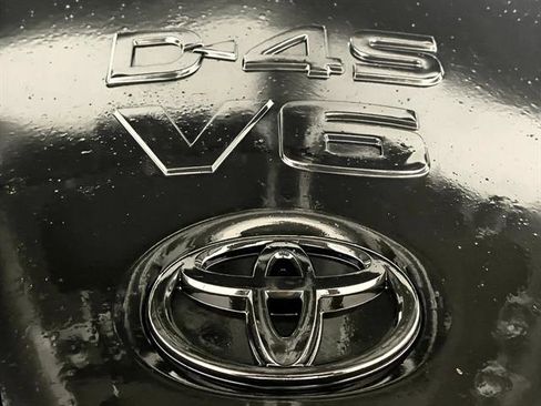 Used 2019 Toyota Tacoma TRD Sport w/ Technology Package image 27