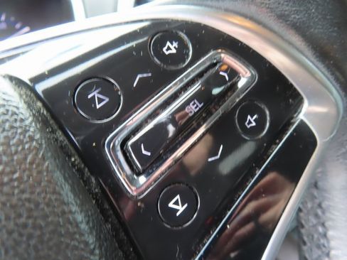 Used 2013 Cadillac SRX FWD image 19