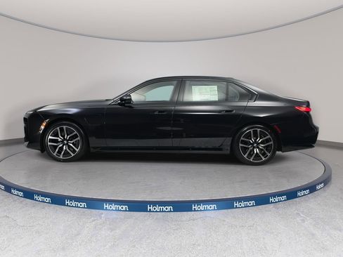 New 2026 BMW 750e xDrive w/ Executive Package image 8