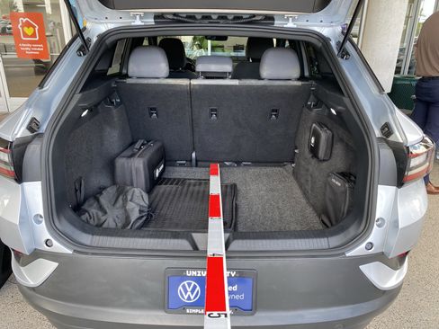 Certified 2022 Volkswagen ID.4 Pro RWD image 17