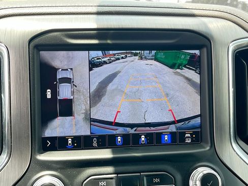 Used 2021 GMC Sierra 3500 Denali w/ Denali Ultimate Package AWD/4WD image 14