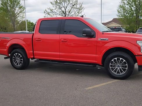 Used 2019 Ford F150 XLT w/ Equipment Group 302A Luxury AWD/4WD image 9