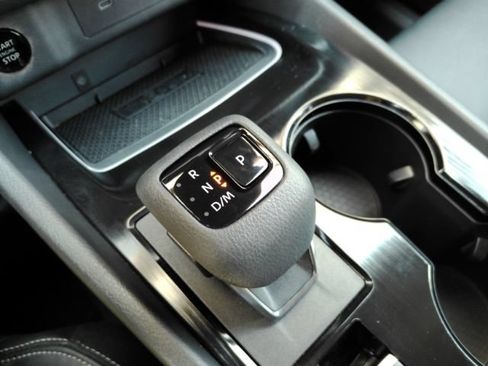 Used 2024 Nissan Rogue SL w/ SL Premium Package FWD image 49
