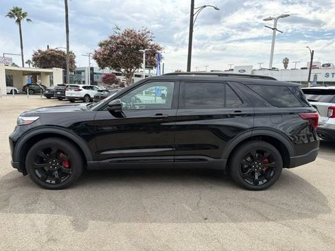Used 2023 Ford Explorer ST w/ Equipment Group 401A AWD/4WD image 4