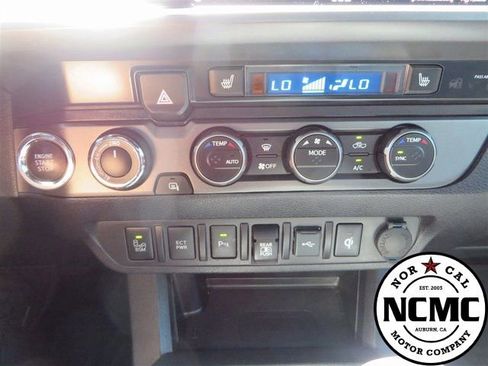 Used 2021 Toyota Tacoma TRD Sport w/ TRD Premium Sport Package image 27