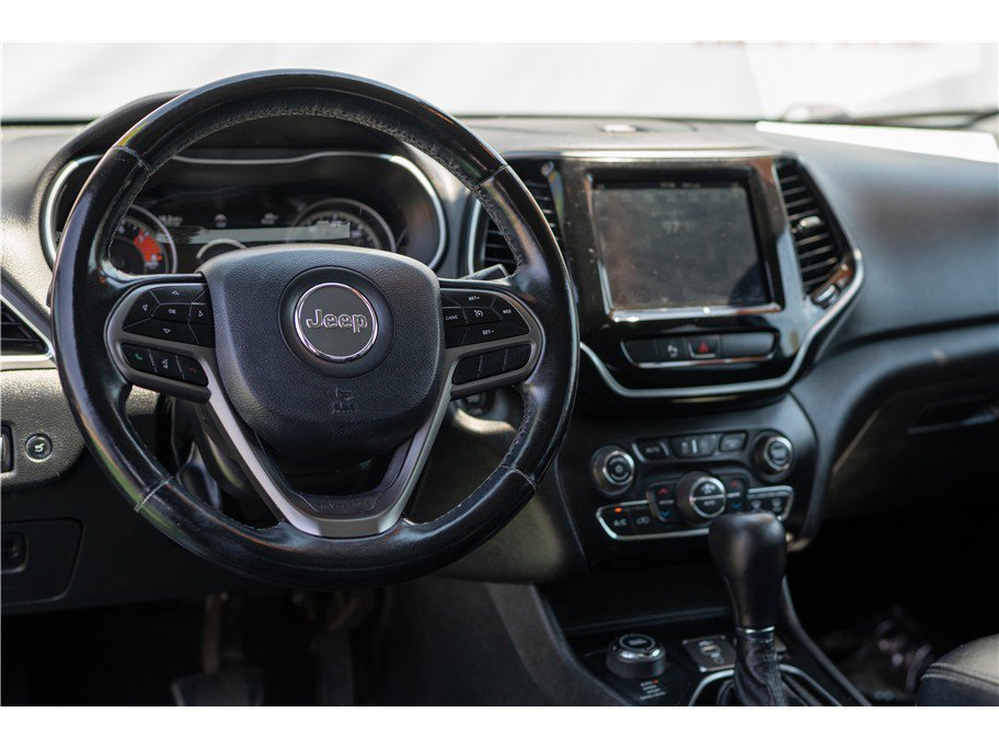 Used 2020 Jeep Cherokee Limited AWD/4WD image 26