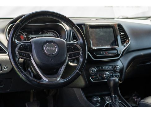Used 2020 Jeep Cherokee Limited AWD/4WD image 26