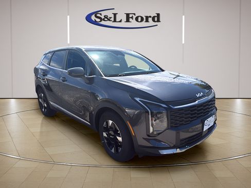 Used 2026 Kia Sportage LX FWD image 11