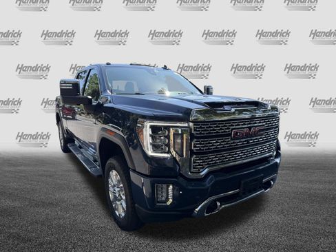 Used 2022 GMC Sierra 3500 Denali AWD/4WD image 2