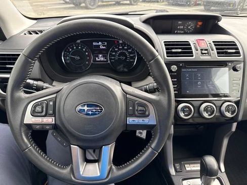 Used 2017 Subaru Forester 2.5i Limited AWD/4WD image 11