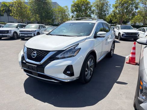 Used 2019 Nissan Murano SL w/ SL Technology Package FWD image 1