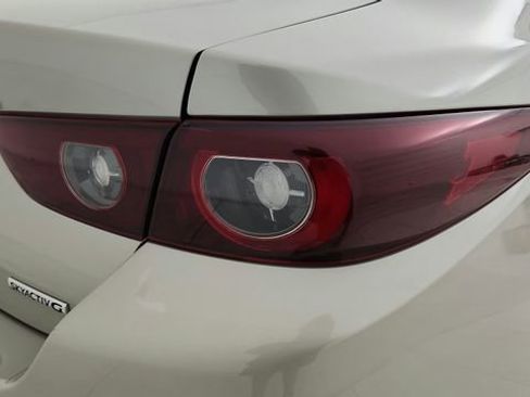 Used 2024 MAZDA MAZDA3 s FWD image 3