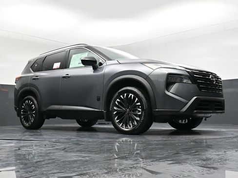 New 2026 Nissan Rogue SV image 31