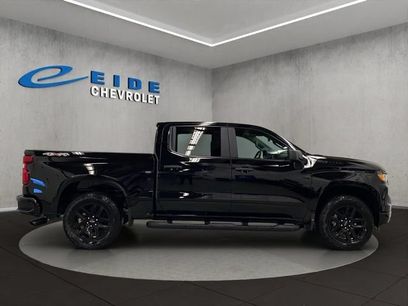 New 2026 Chevrolet Silverado 1500 Custom w/ Turbomax Blackout Package