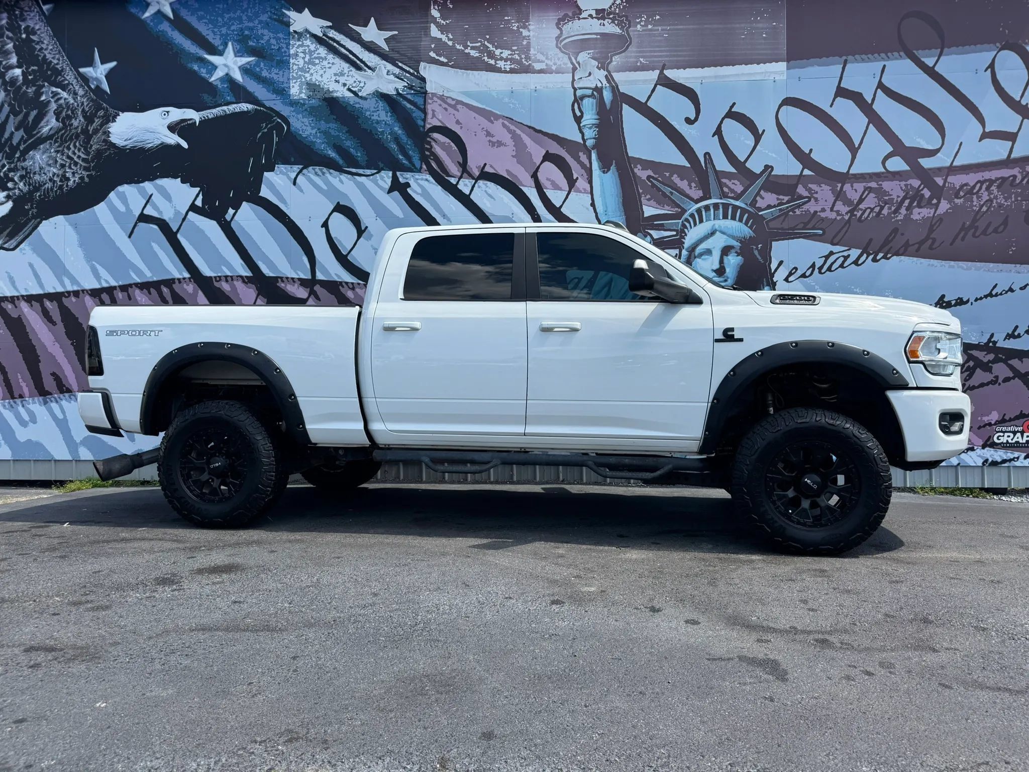 Used 2020 RAM 2500 Big Horn w/ Level 1 Equipment Group AWD/4WD image 1