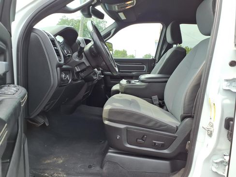 Used 2024 RAM 2500 Big Horn AWD/4WD image 19