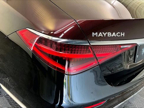 Certified 2021 Mercedes-Benz Maybach S 580 4MATIC image 28
