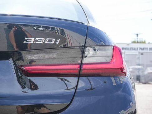 New 2026 BMW 330i xDrive Sedan w/ M Sport Package AWD/4WD image 7