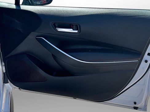 Used 2025 Toyota Corolla SE FWD image 26