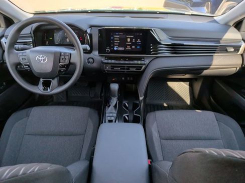 Used 2026 Toyota Camry LE FWD image 28