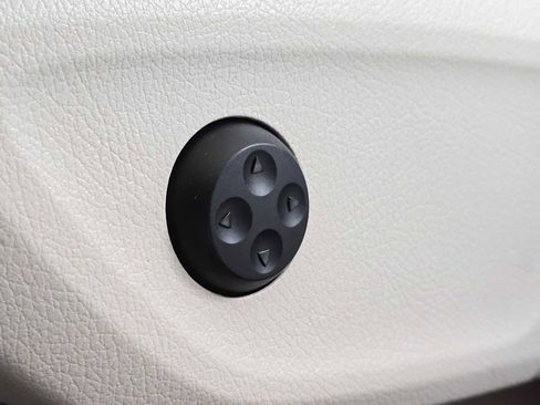 Certified 2026 Mercedes-Benz GLE 350 4MATIC image 26