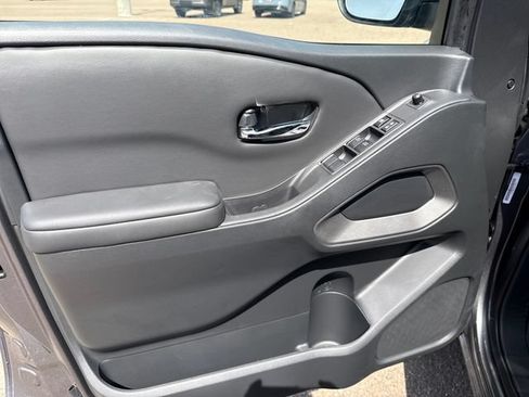 New 2026 Nissan Frontier SV RWD image 10
