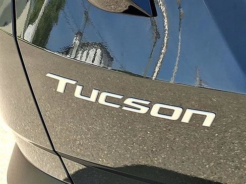 Certified 2025 Hyundai Tucson SE AWD/4WD image 23
