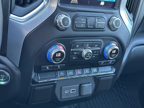 Used 2021 GMC Sierra 1500 Elevation AWD/4WD image 18