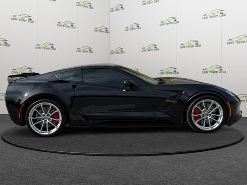 Used 2019 Chevrolet Corvette Grand Sport w/ Carbon Flash Badge Package image 8
