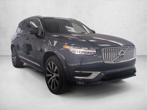 Used 2025 Volvo XC90 B5 Plus w/ Protection Package Premier AWD/4WD image 3
