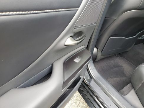 Used 2020 Lexus ES 350 w/ Premium Package FWD image 9