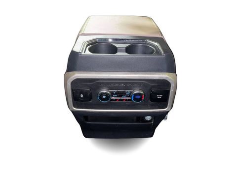 Certified 2024 Ford Expedition Limited image 30