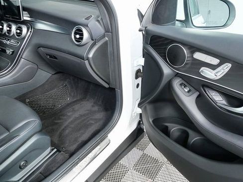 Used 2017 Mercedes-Benz GLC 300 image 21