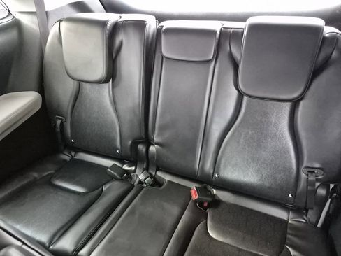 Certified 2023 Kia Carnival SX image 16