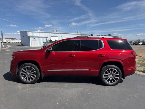 Used 2022 GMC Acadia Denali w/ Denali Ultimate Package AWD/4WD image 7