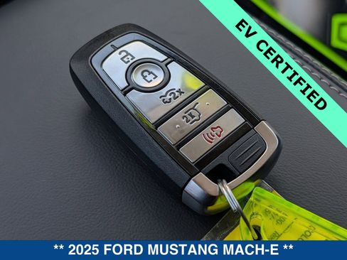Used 2025 Ford Mustang Mach-E Premium image 35